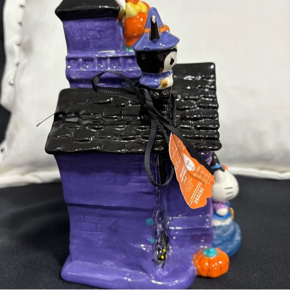 NWT BLUE SKY HELLO KITTY & FRIENDS TEA LIGHT HOLDER/ HALLOWEEN CERMAIC HOUSE🎃 - Picture 2 of 4